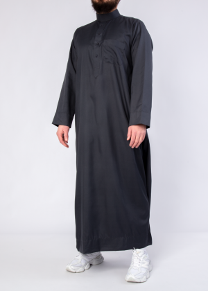 Saudi Qamis Al-Ramad